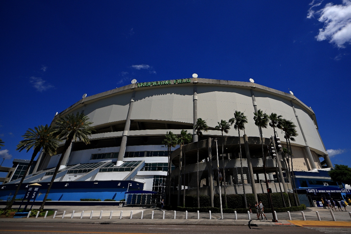 tropicana-field-roof-shredded-by-hurricane-milton-in-wild-video