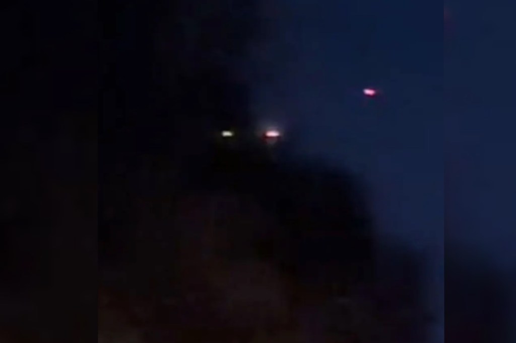 ufo-sightings-captured-on-video-near-indiana-airbase-terrifies-locals-cu