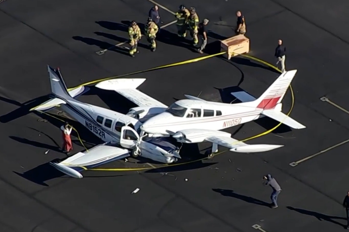 2-hospitalized-after-2-planes-crash-into-each-other-at-airport