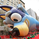 bluey-balloon-pops-during-inflation-prior-to-macys-thanksgiving-day-parade