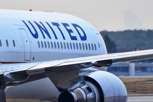 dead-body-found-in-wheel-well-of-united-airlines-plane-after-landing