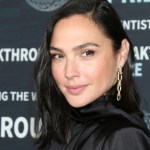 gal-gadot-reveals-health-scare-prompted-surgery-pregnant