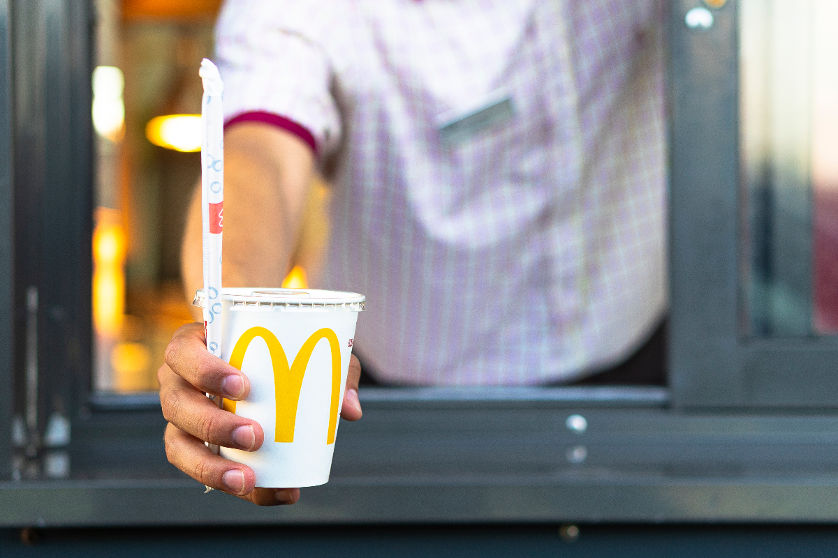 McDonald’s Changes Its Straws, and Customers Say Their Drinks Are Ruined