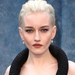 ozark-julia-garner-pink-hair-transformation