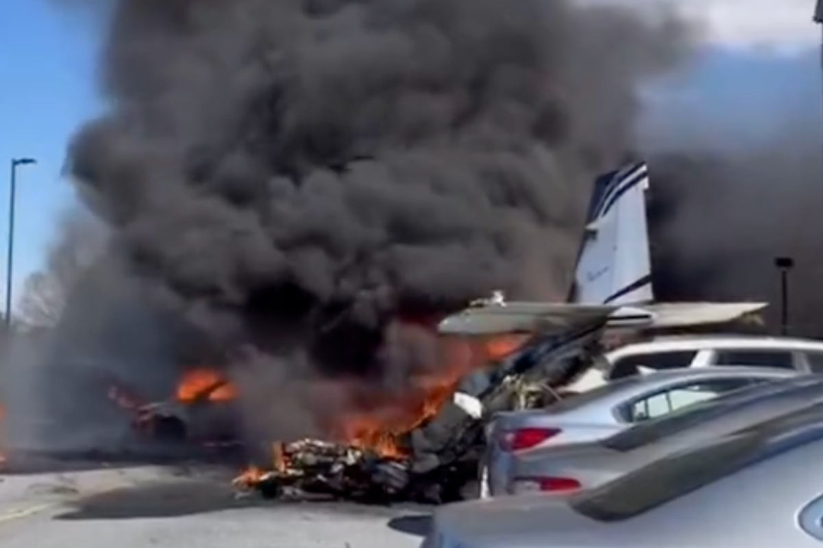 plane-crashes-into-pennsylvania-retirement-community-parking-lot-destroys-property-and-injures-several-people